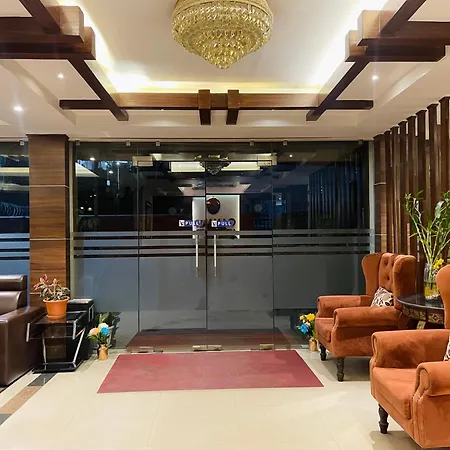 Ganapati Airport Hotel