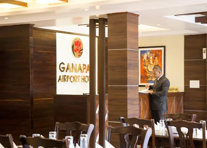 Hotel Ganapati Airport 2*