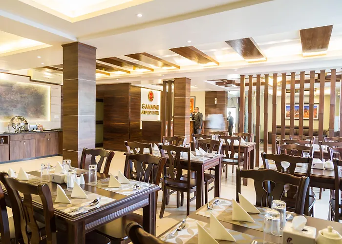 Ganapati Airport Hotel