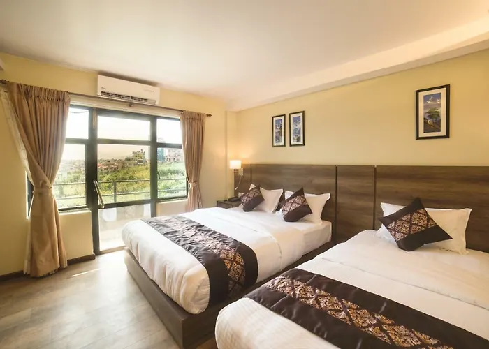 Ganapati Airport Hotel